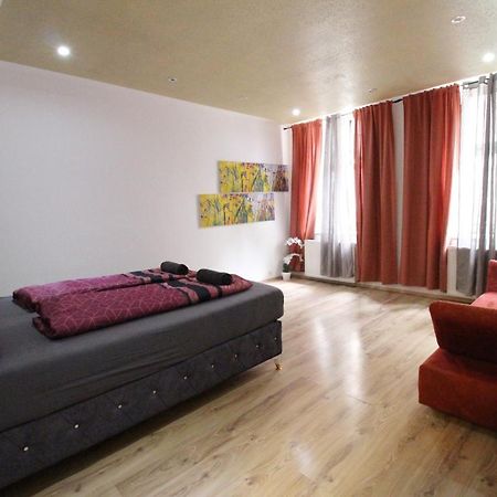 Private Triple Bedroom Rf1 Wien Eksteriør billede