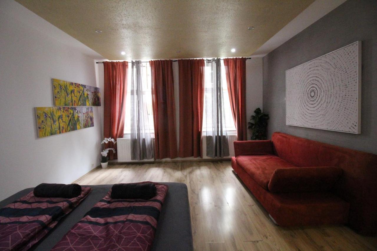 Private Triple Bedroom Rf1 Wien Eksteriør billede